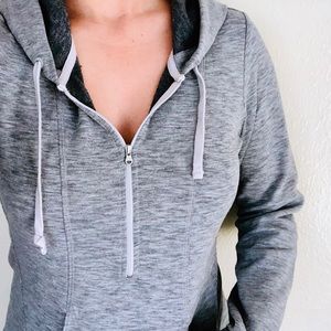 Lucy Activewear Hoodie Sweatshirt Grey size Small